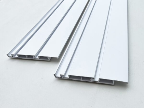 8' EZ Slatwall PVC Interlocking Liner Panel - Ultra White - Duralight ...