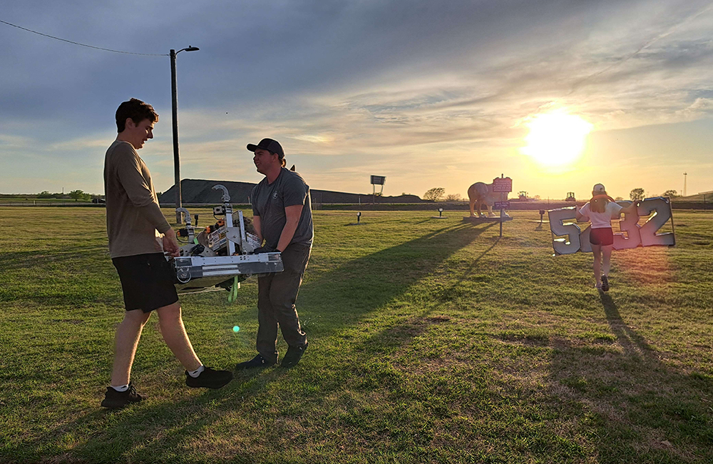 hermantown talons robot